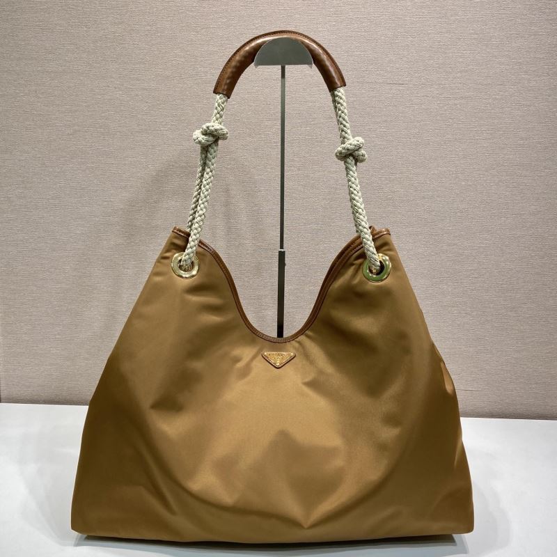 Pra*a tote bags
